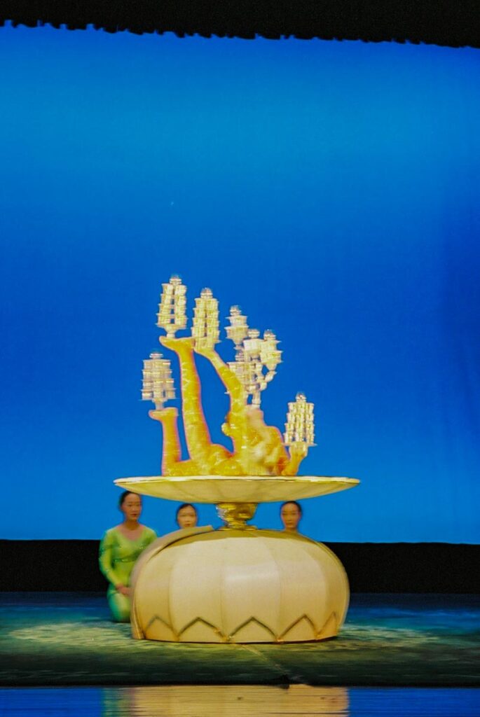 Acrobatics at Wan Sheng Theatre, Beijing